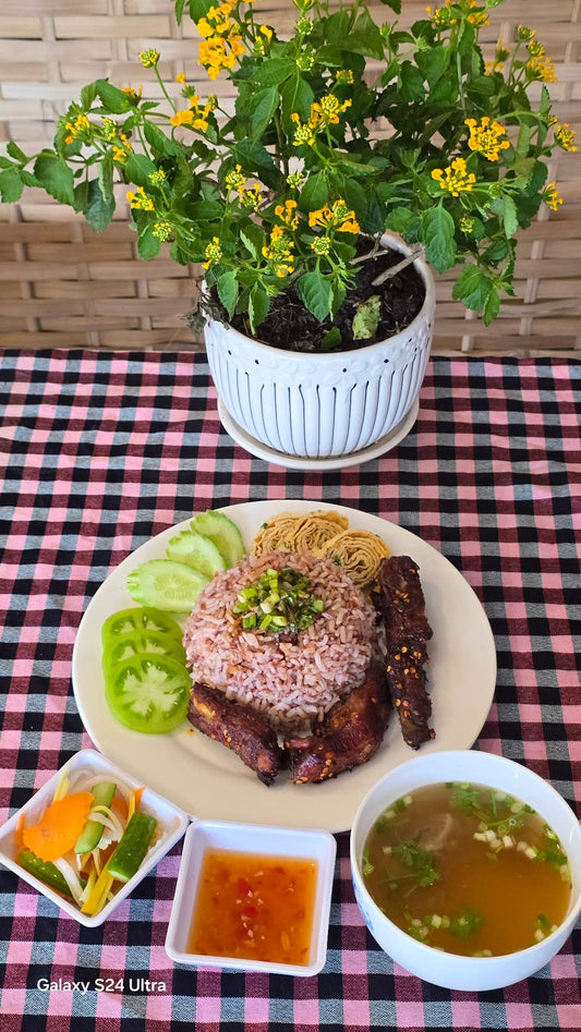 Homeland pork, egg and brown rice